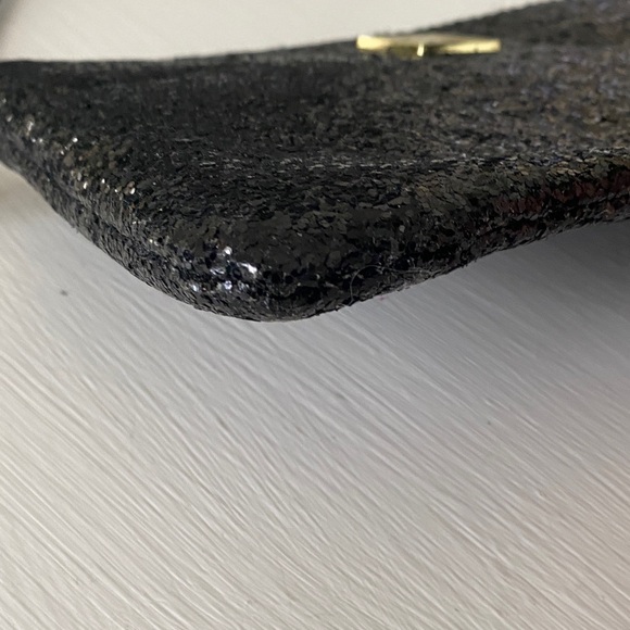 Black Glitter Sparkly Shimmer Large Wristlet Clutch Like New w Charger - Picture 12 of 17